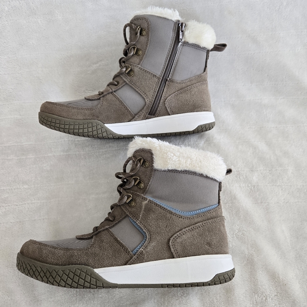 Weatherproof‎ Vintage Chloe Sneaker Boots Women's Sz 9M Gray Faux Fur 1412964